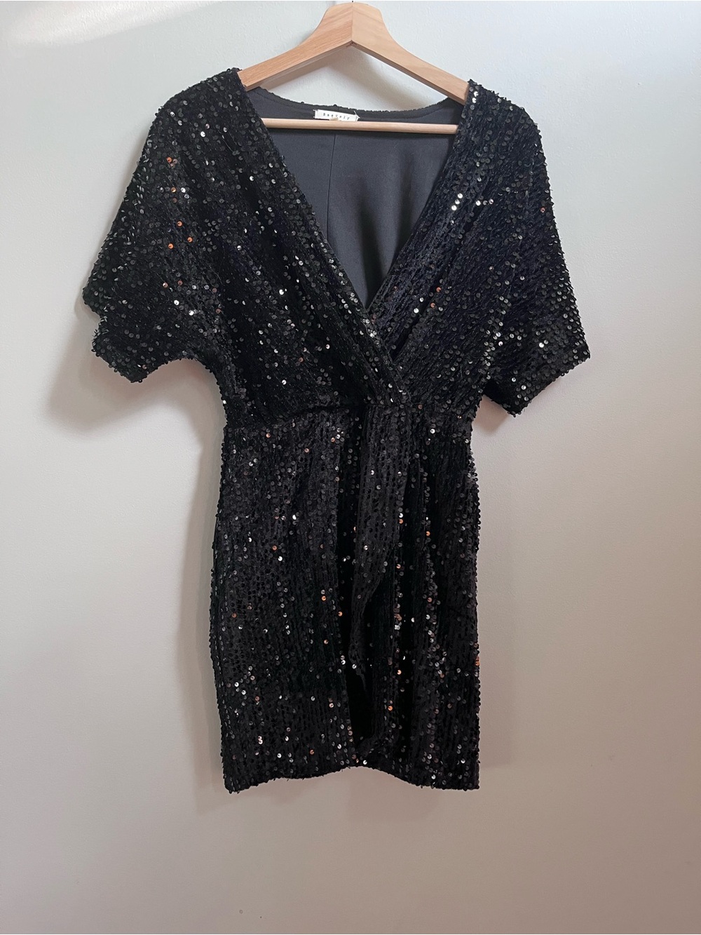 BaeVely Black Sequin Mini Dress V-Neck Wrap Cocktail Party BD4239 Womens Small